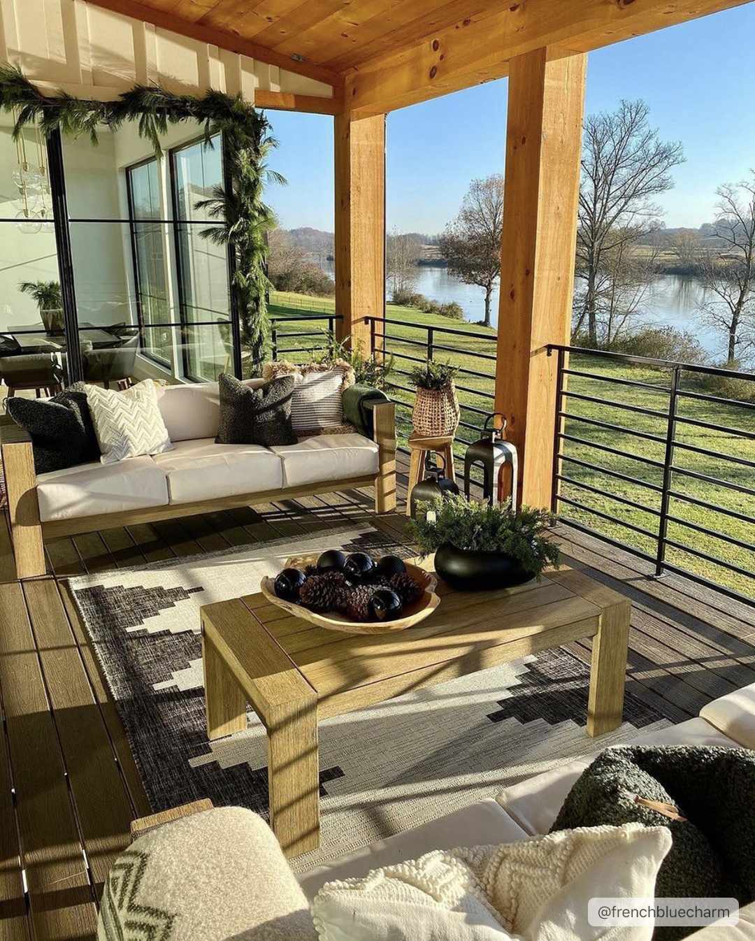 Djugun Outdoor Rug - Mercantile Mountain