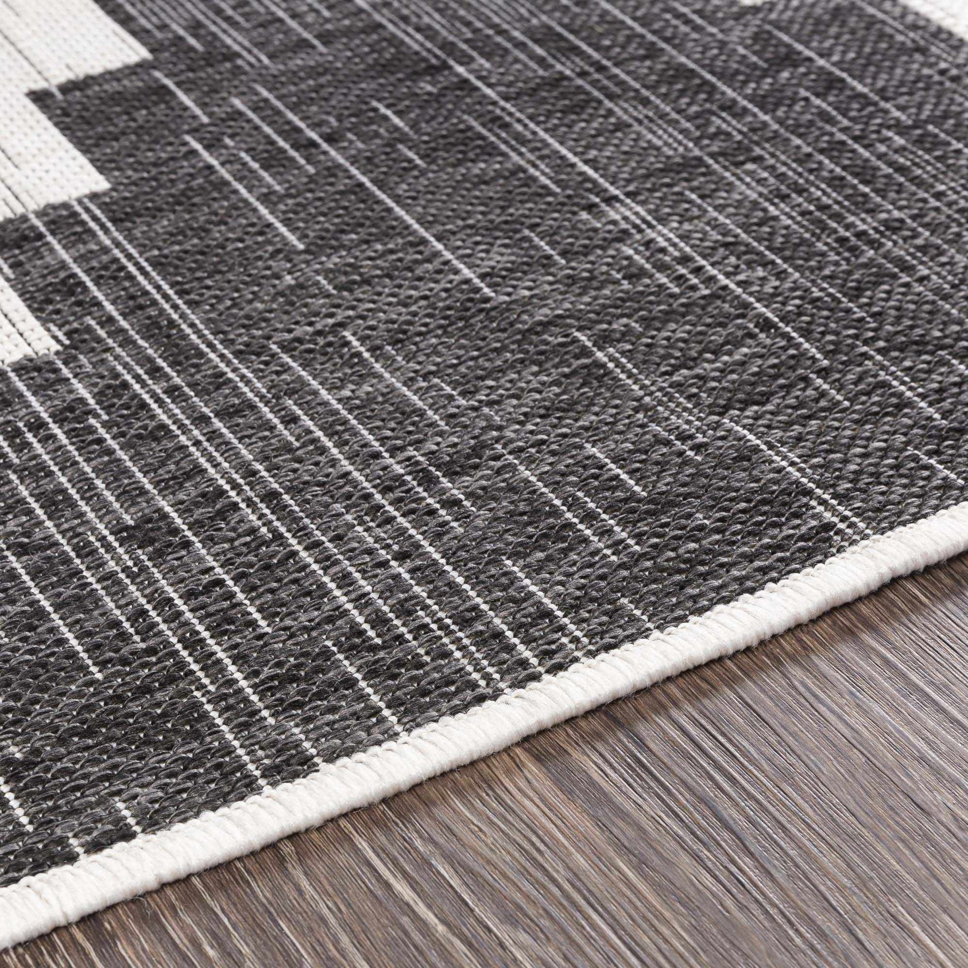 Djugun Outdoor Rug - Mercantile Mountain