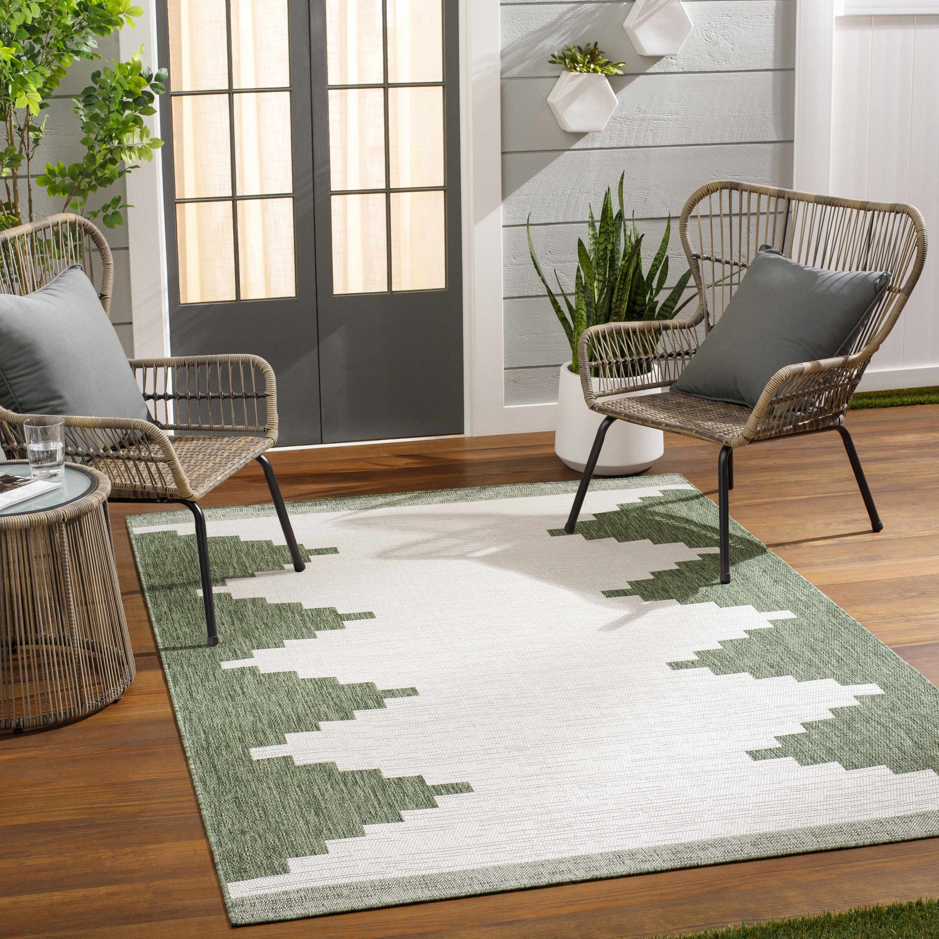 Djugun Green Indoor & Outdoor Rug - Mercantile Mountain